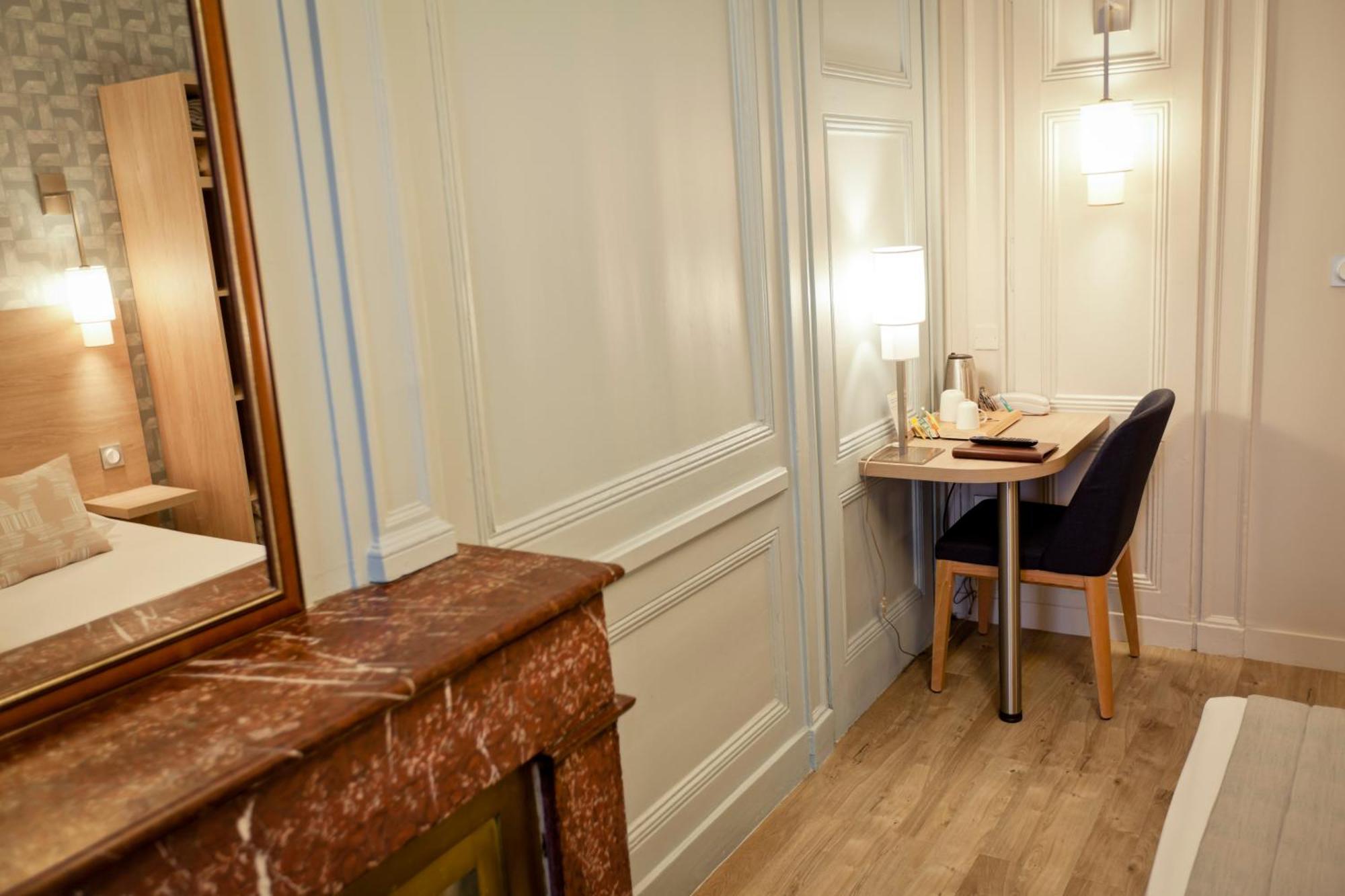 Hotel Du Dauphin Λυών Εξωτερικό φωτογραφία