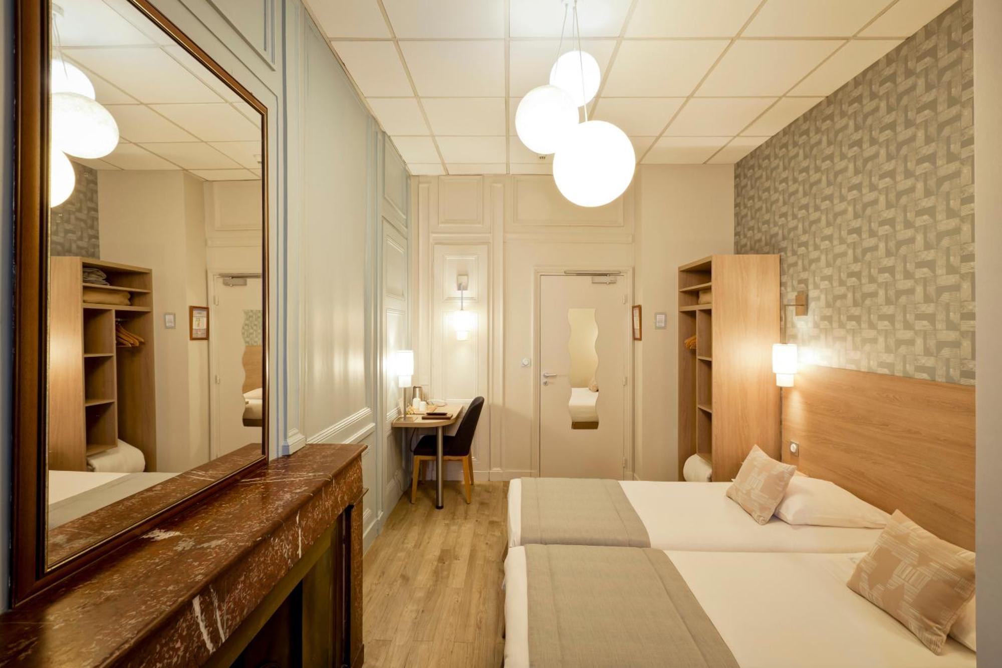 Hotel Du Dauphin Λυών Εξωτερικό φωτογραφία